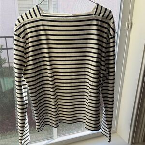 Oui! Oui! Classic French Breton stripe. Levi's Black /Cream 100% Cotton M